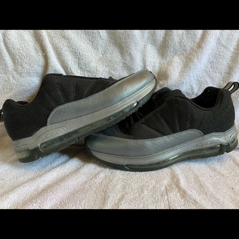 Jordan CMFT Max Air 12